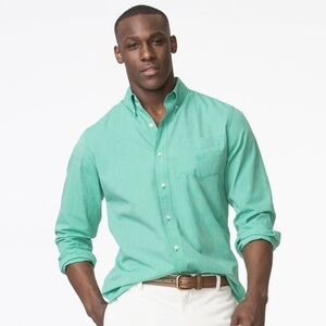 Chaps Men’s Easy Care Solid Woven Long Sleeve Shirt